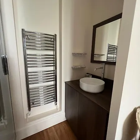 Hyper Centre ,Jolie Chambre Climatisee Avec Parking Securise Gratuit Clermont-Ferrand Exterior photo